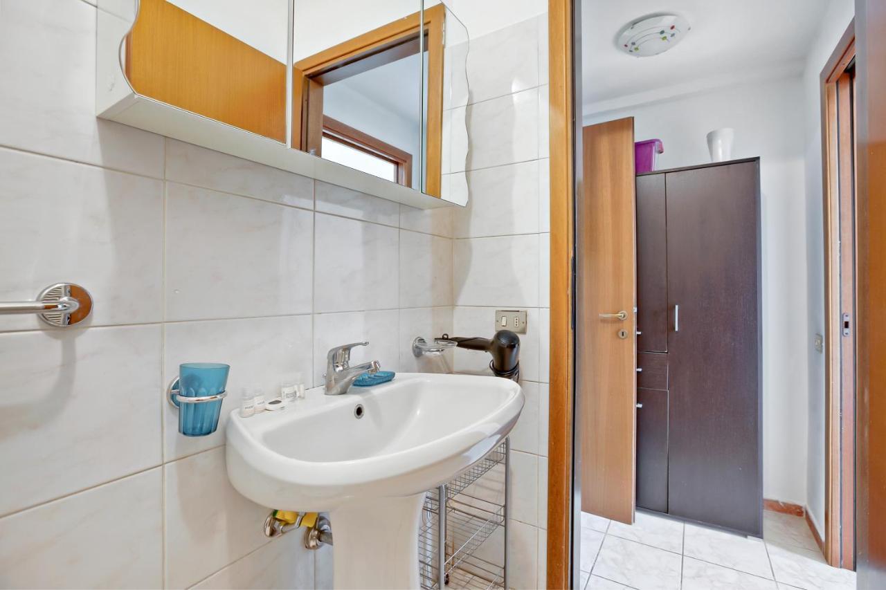 Apartamento Cenisio Brilliant Flat Milán Exterior foto